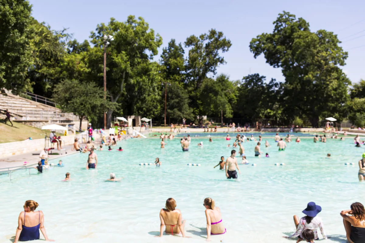 Deep-Eddy-Pool_97A3A55E-CD82-4D3F-54C945294EF9E9B8-97a3a3fcf1c55c9_97a3a5b0-bf7a-f94c-649ac824f841c54f