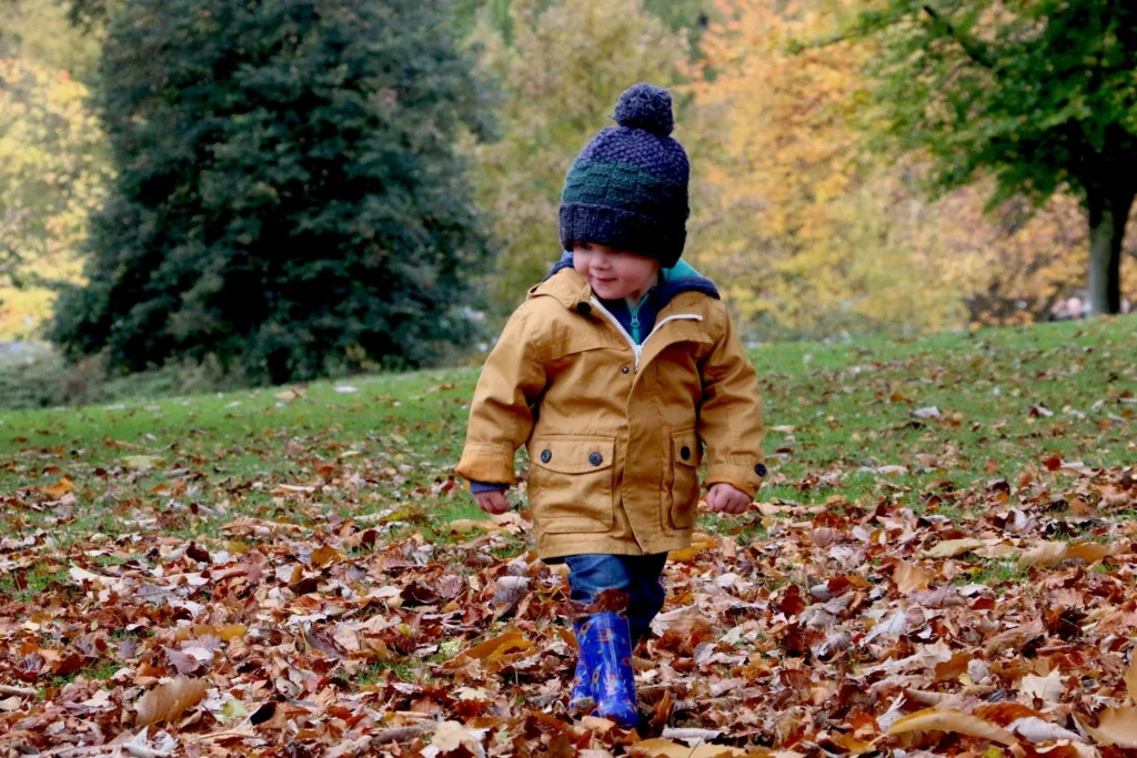 10 ways to limit screen time: Ideas for fall